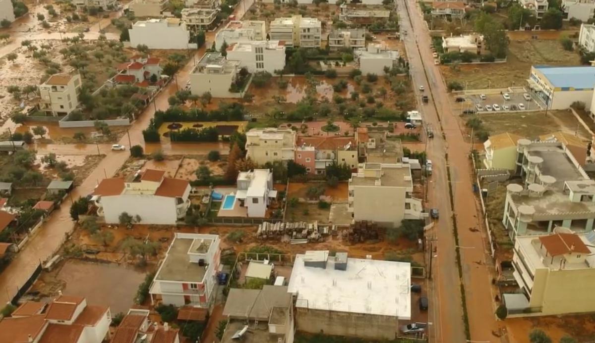 Yunanistan'da bilanço ağırlaşıyor