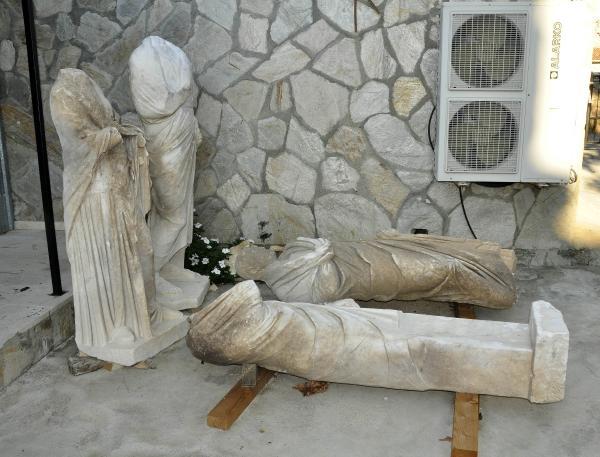 Side'de bulunan Roma dönemi heykelleri restore ediliyor
