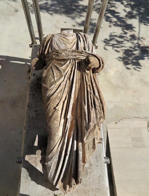 Side'de bulunan Roma dönemi heykelleri restore ediliyor