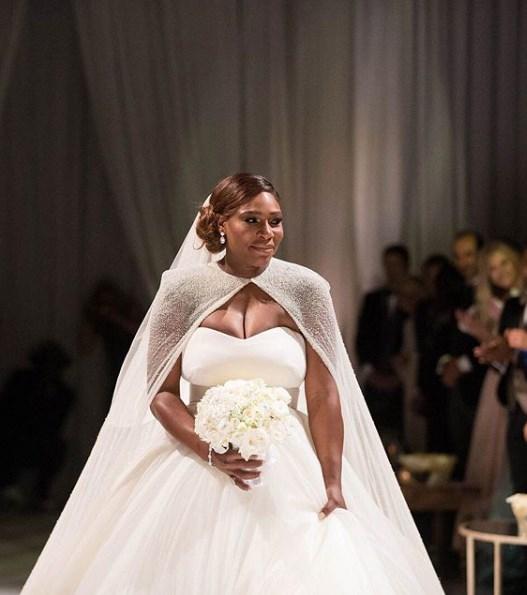 Serena Williams'ın 3 buçuk milyon dolarlık gelinliği