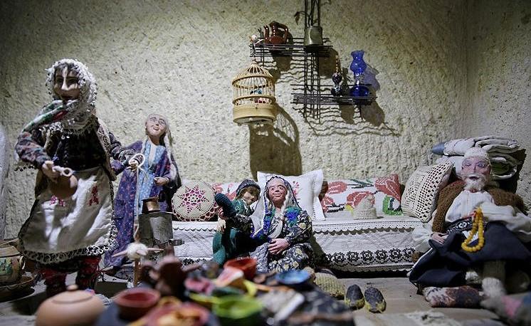 Oyuncak bebek müzesi tarihe ışık tutuyor