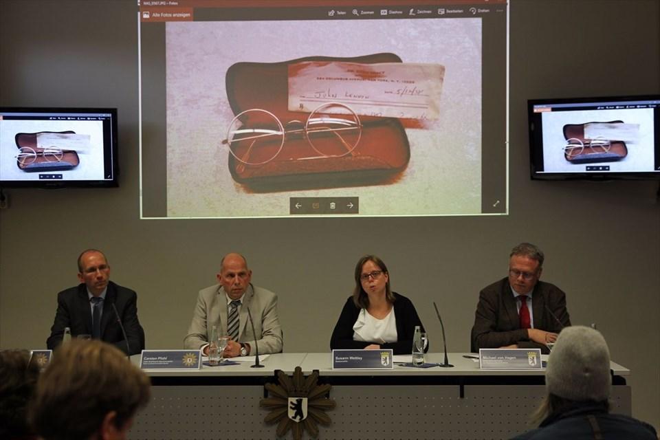 John Lennon’ın kayıp eşyaları Berlin’de ortaya çıktı