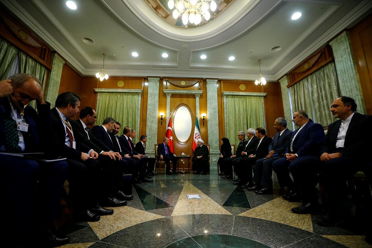 Erdoğan ve Ruhani görüşmesi Soçi'de başladı