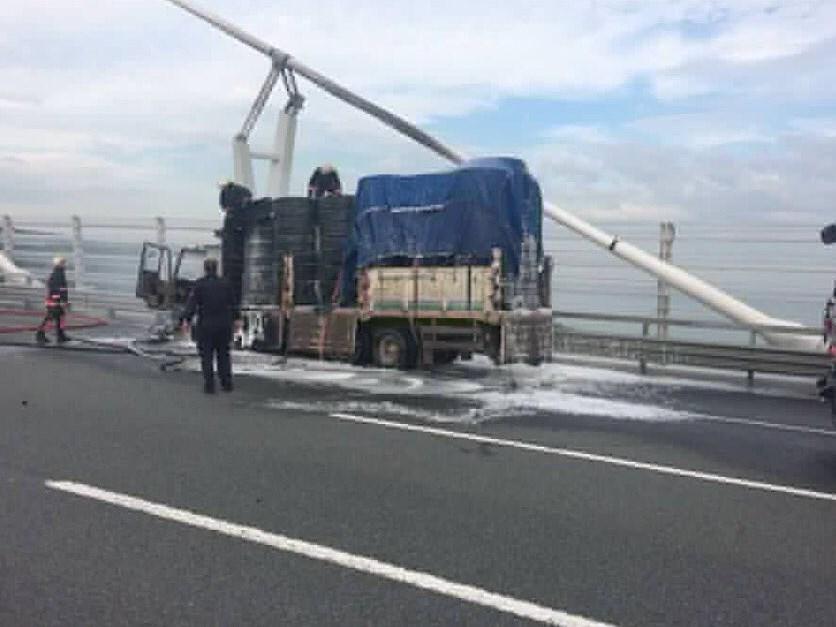 Yavuz Sultan Selim Köprüsü'nde araç yandı