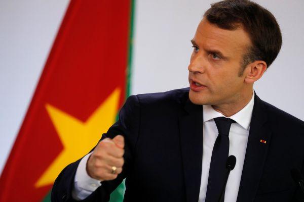 Macron'dan Burkina Faso'da tuhaf davranışlar