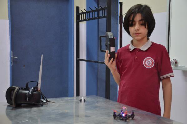 12 yaşındaki Mert'ten bomba bulan drone tasarımı