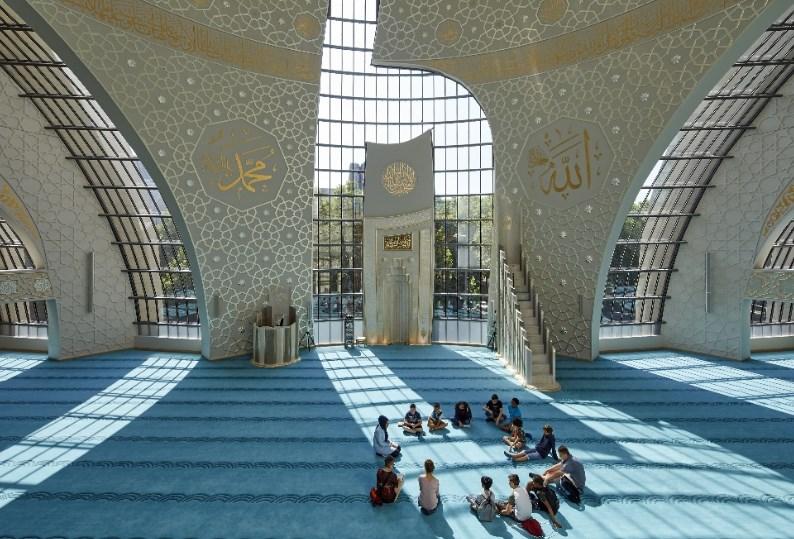 Almanya'da Müslümanların sayısı artıyor