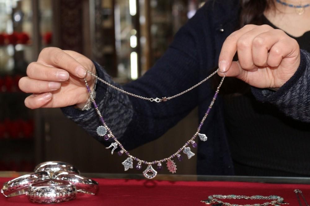 Van’ın 2 bin 800 yıllık savatlı gümüşü tescil aldı