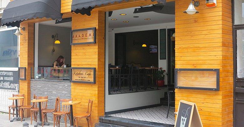 Keyifle kitap okuyabileceğiniz kafeler