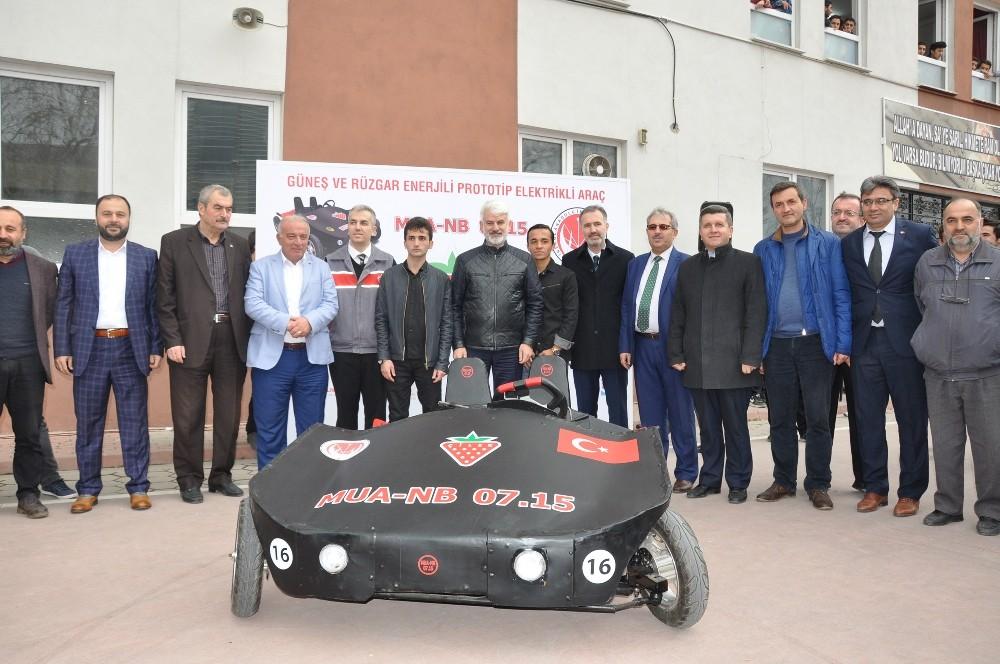 İmam hatipli öğrenciler araç yaptı