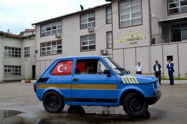 Hurda araçtan elektrikli otomobil ürettiler