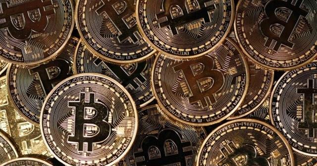 Bitcoin'den yeni zirve