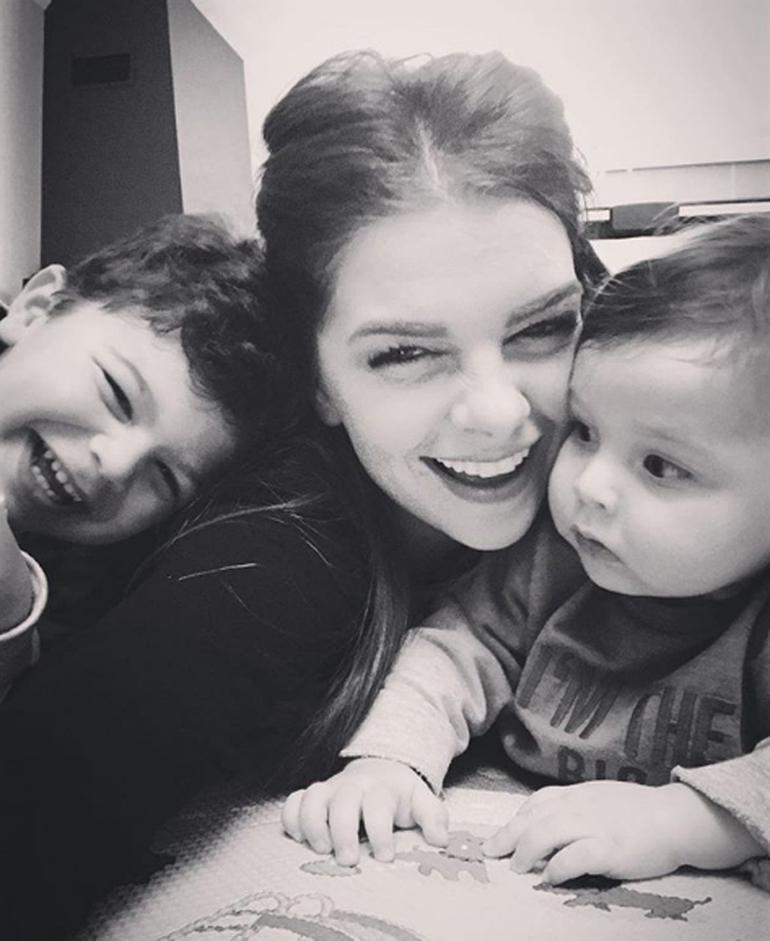 Pelin Karahan: Önce çocuklarım