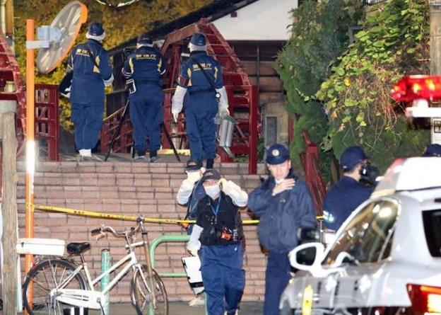 Samuray kılıcıyla katliam