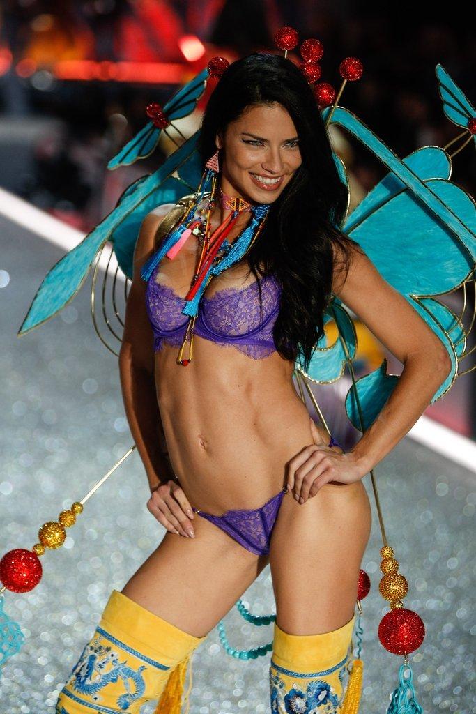 Adriana: Artık boş yere soyunmayacağım