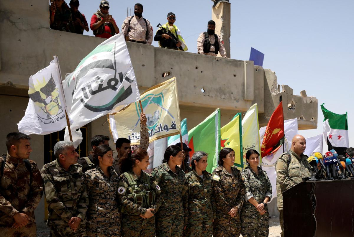 Talal Silo YPG ile DEAŞ'ın ilişkisini açıkladı