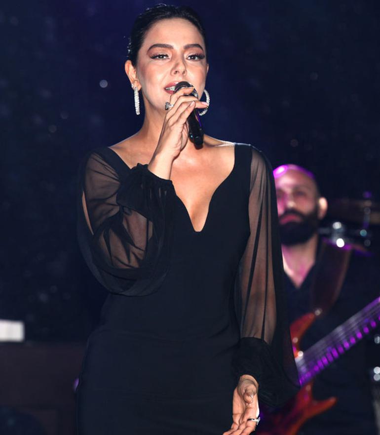 Ebru Gündeş iyice zayıfladı