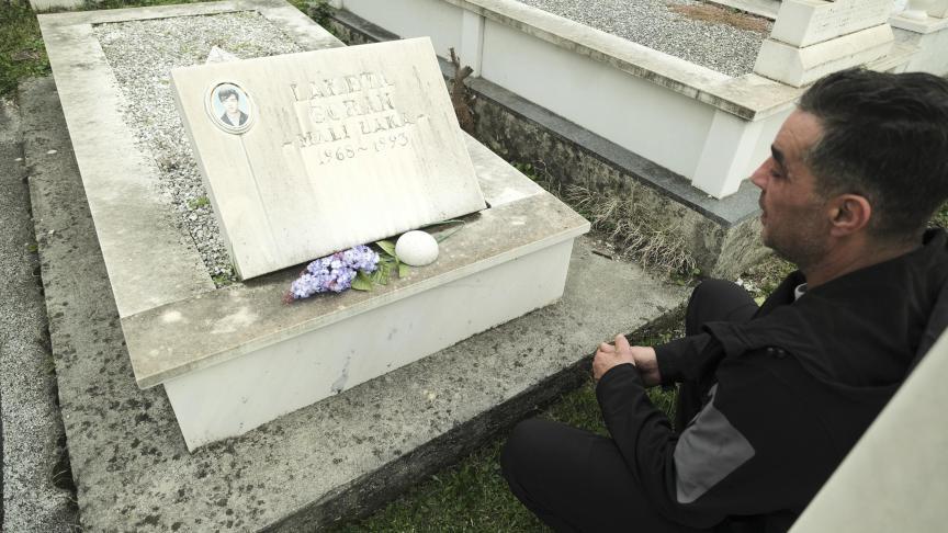 Bosna savaşında bir aileden 3 ayrı orduya asker