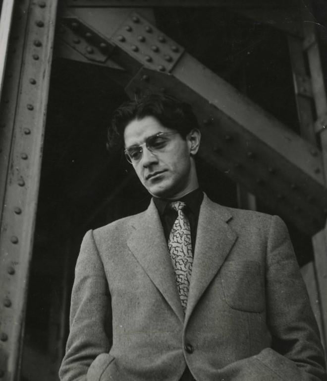 Attila İlhan’dan aşka dair dizeler