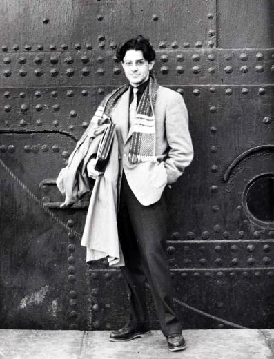 Attila İlhan’dan aşka dair dizeler