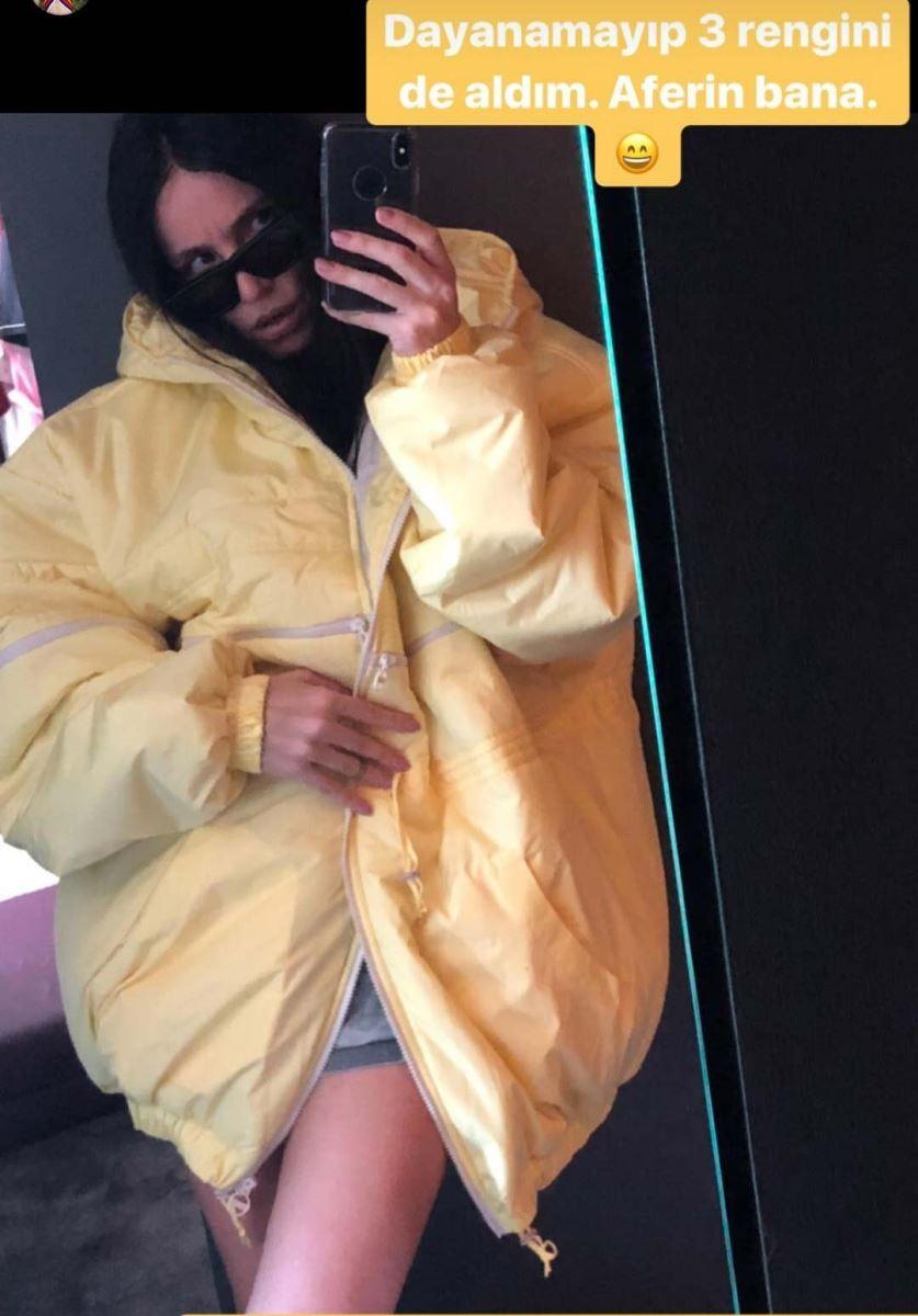 Gülşen'in ilginç montu