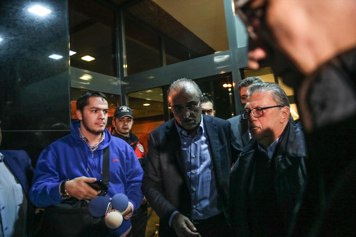 Mesut Yılmaz Türkiye'ye döndü