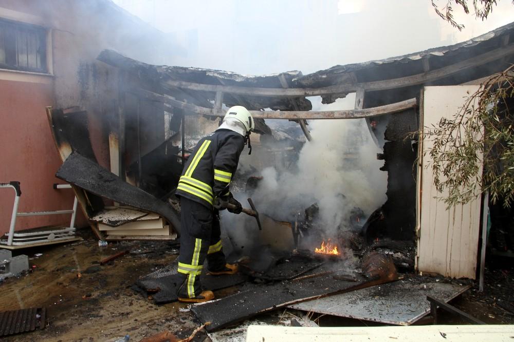 FETÖ’nün kapatılan yurdunda yangın çıktı