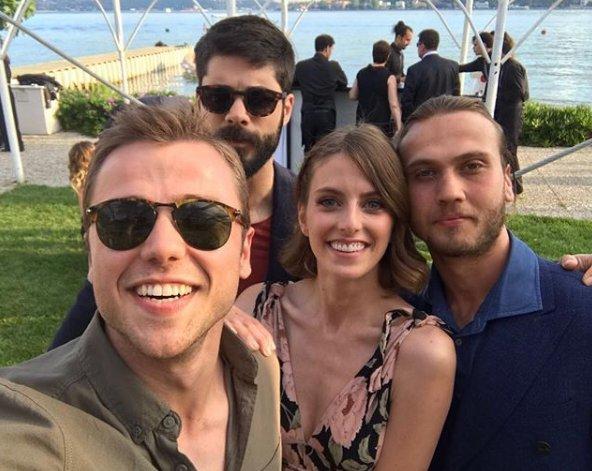 Aras Bulut İynemli sevgilisinden ayrıldı