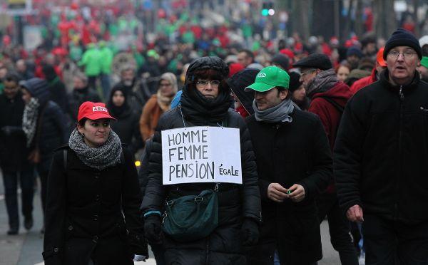 Brüksel'de 'emeklilik' protestosu