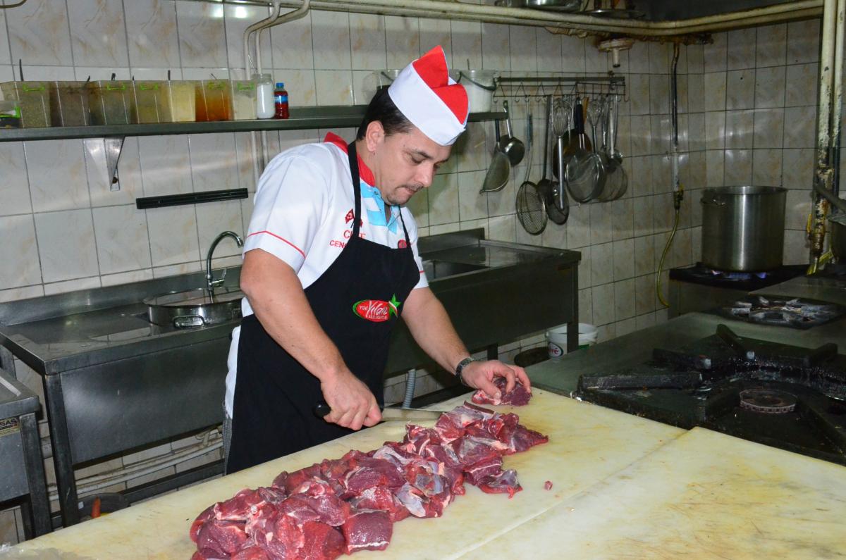 Balıkesir'in etli çorbası her derde deva