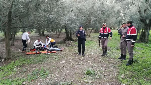 Kız arkadaşını beklerken öldürüldü