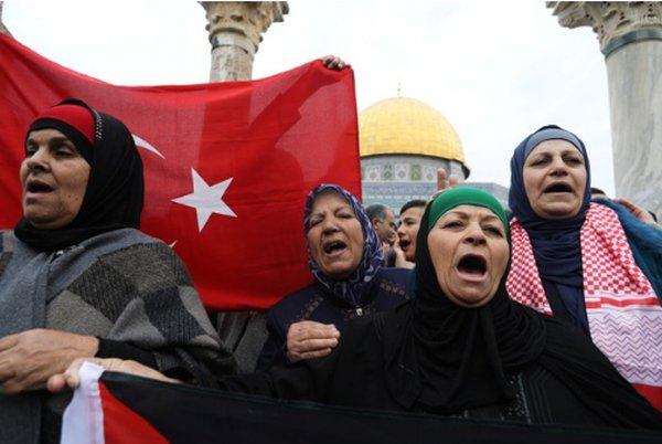 Kudüs'te gerginlik devam ediyor