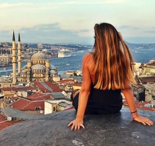 Büyük Valide Han'ın kubbesi çöktü