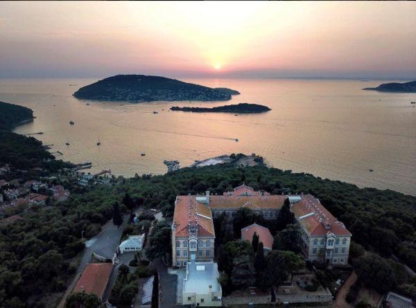 Heybeliada Ruhban Okulu'na ziyaret