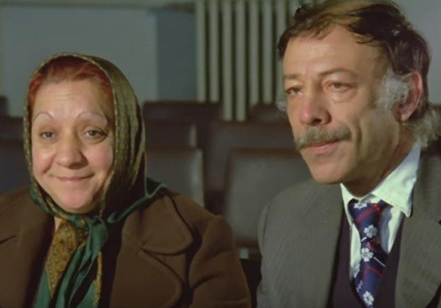 Münir Özkul kimdir