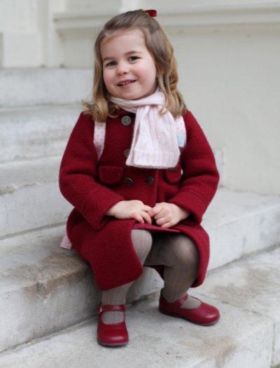 Prenses Charlotte kreşe başladı