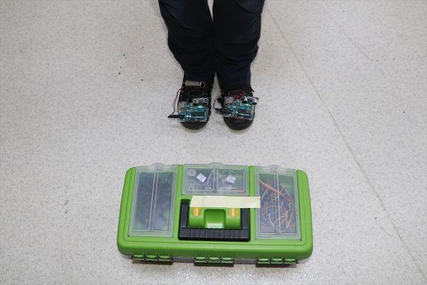 Görme engelliler için 'Engel Algılama Cihazı' geliştirdi