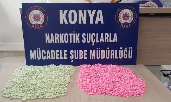 Poşetin içinde 5 bin ecstasy hap ele geçirildi