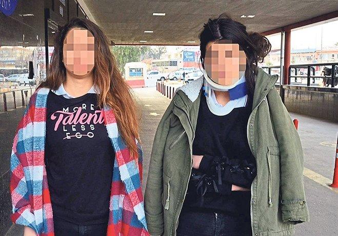 20 liseli kız, 2 kızı demir çubuklarla dövdü