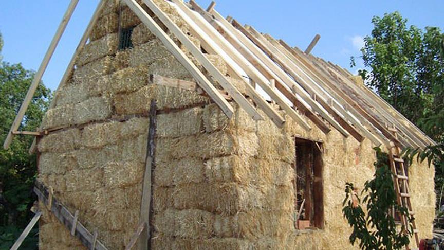 160 balya samanla yaptıkları evde oturuyorlar