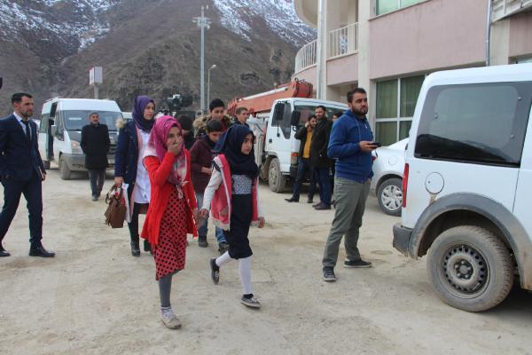 Hakkari'de 150 öğrenci yedikleri yemekten zehirlendi
