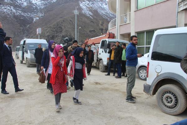 Hakkari'de 150 öğrenci yedikleri yemekten zehirlendi