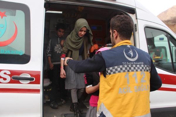 Hakkari'de 150 öğrenci yedikleri yemekten zehirlendi