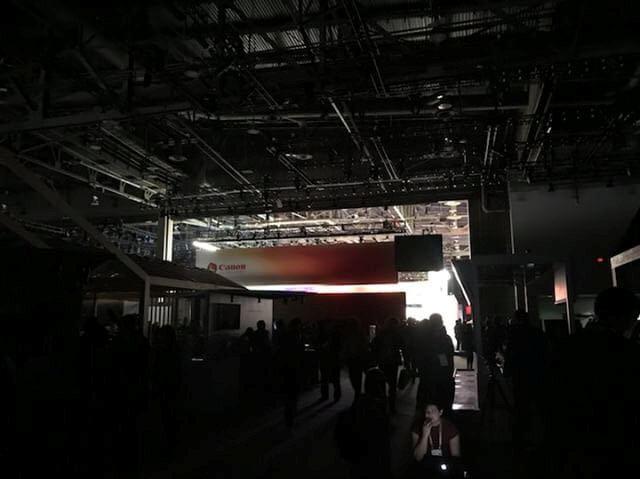 Dünyanın en büyük elektronik fuarında elektrik kesintisi