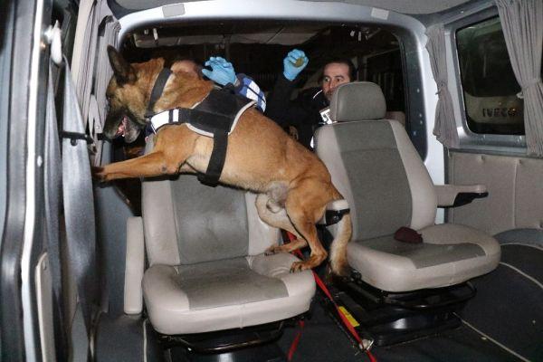 Kocaeli'de baba oğul 111 kilo eroinle yakalandı