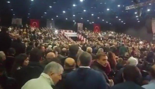 CHP'de yine olaylı kongre