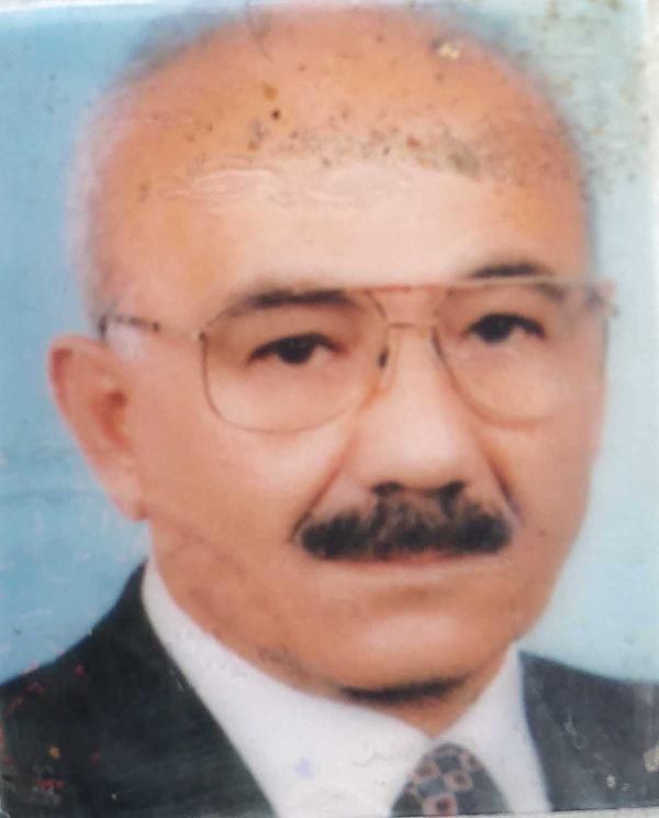 77 yaşındaki adam balkonda ölü bulundu