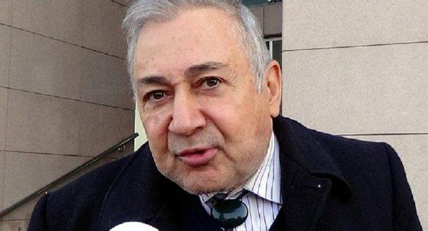 Orhan Kural: Cem Yılmaz yıllardır sigara reklamı yapıyor