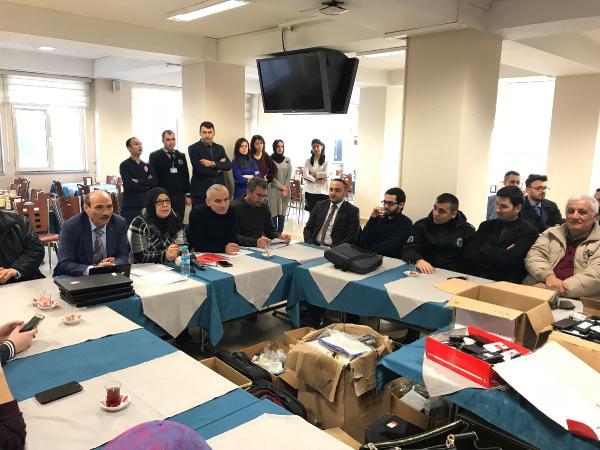 Otobüs ve metrobüslerde unutulan eşyalar satıldı