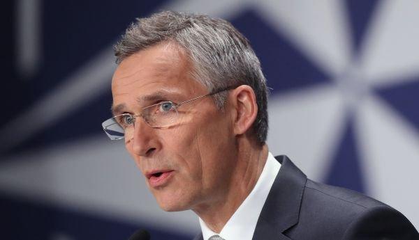 Stoltenberg: NATO nükleer silahları bırakamaz